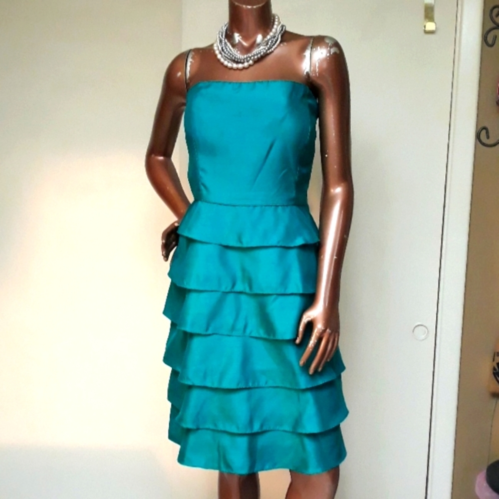 Tahari Jade Ruffled Cocktail Dress - Picture 1 of 4